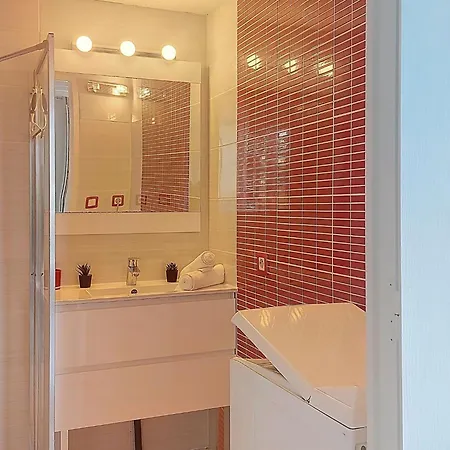 Les Alysees By Interhome Vakantiehuis